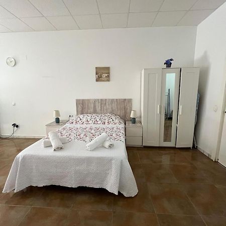 Becquer 3 Apartment Malaga Bagian luar foto