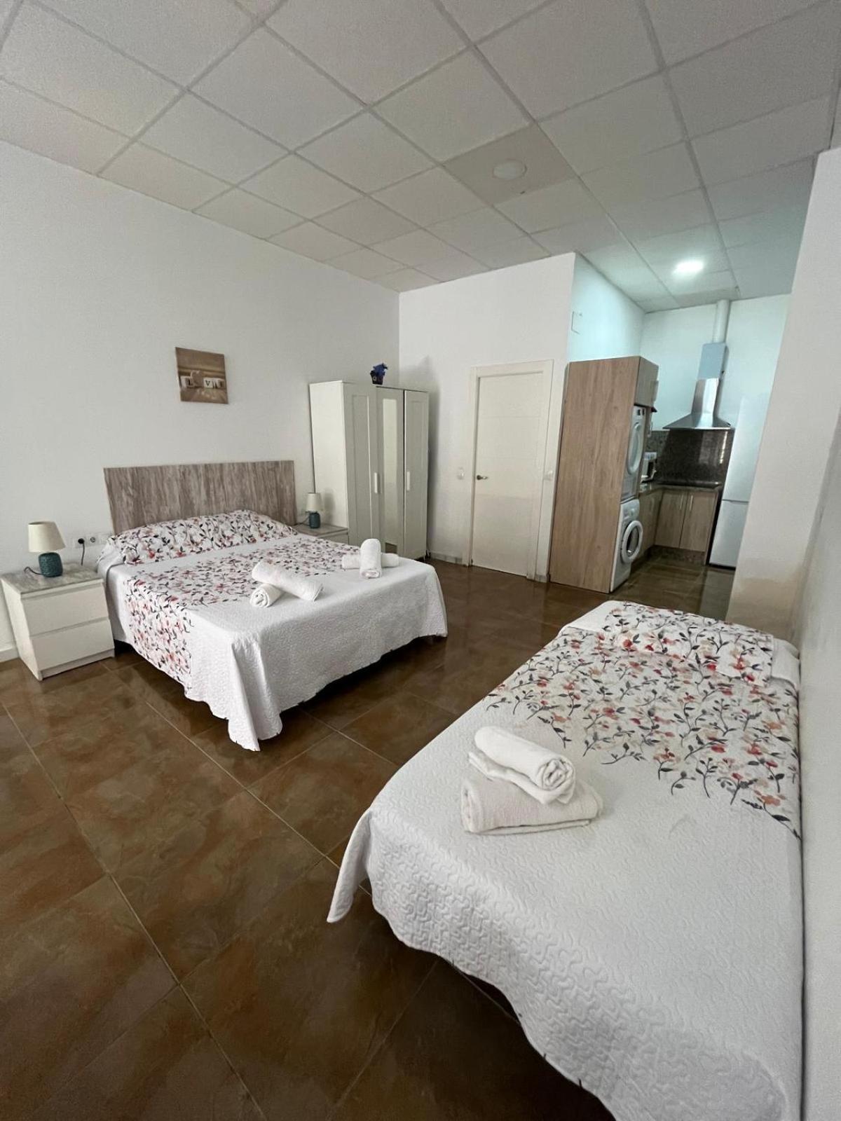 Becquer 3 Apartment Malaga Bagian luar foto