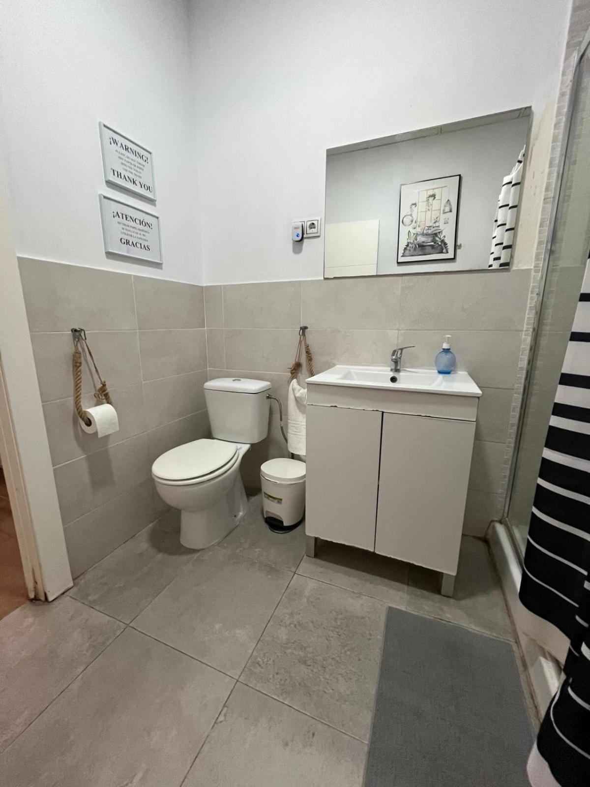 Becquer 3 Apartment Malaga Bagian luar foto