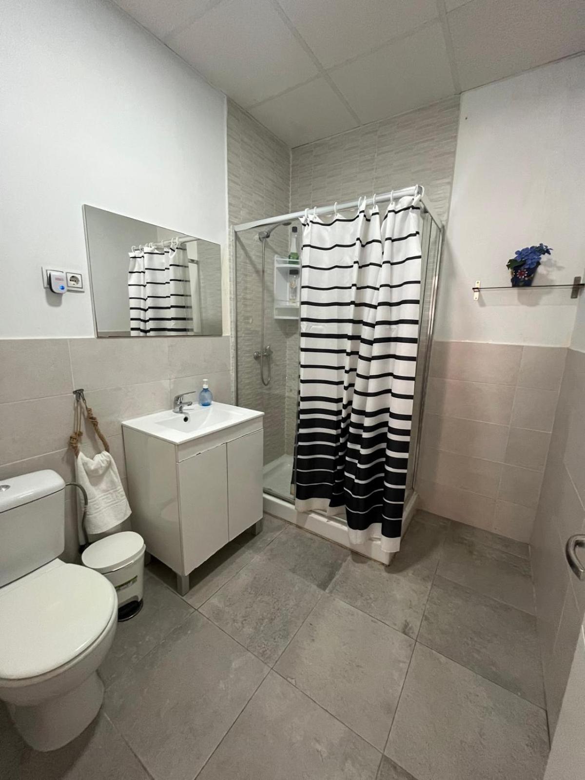 Becquer 3 Apartment Malaga Bagian luar foto